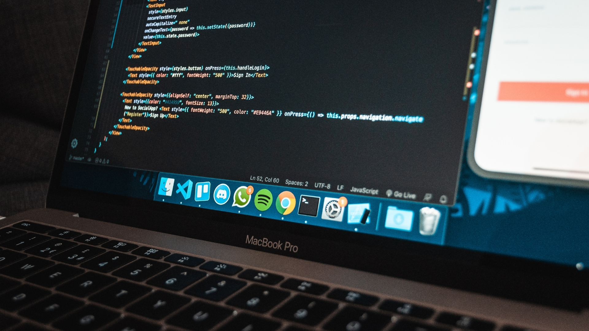 How to Create a Header in HTML: Structure, Code Examples, and Best Practices